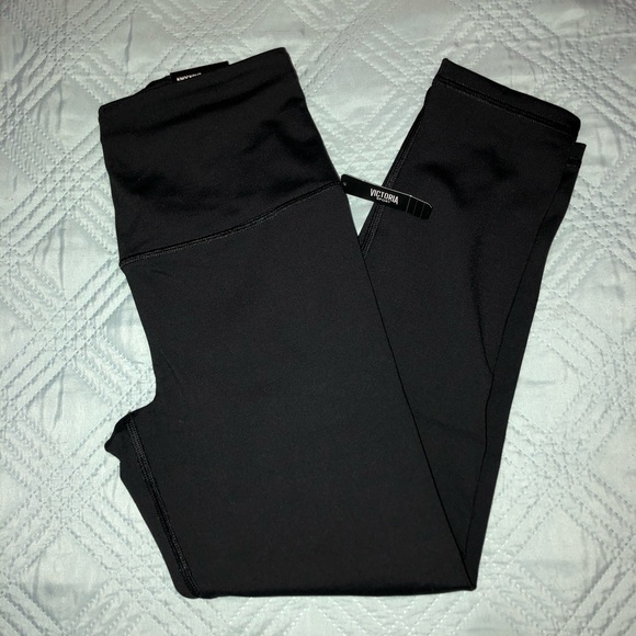 VICTORIA’S SECRET LEGGINGS - Picture 1 of 6